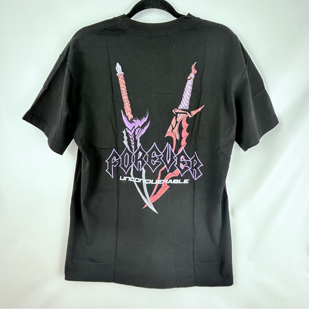 INVICTA KURU anime gym blade t shirt medium